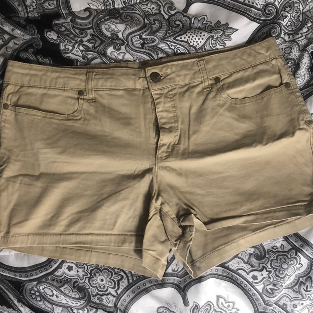 Faded Glory shorts
